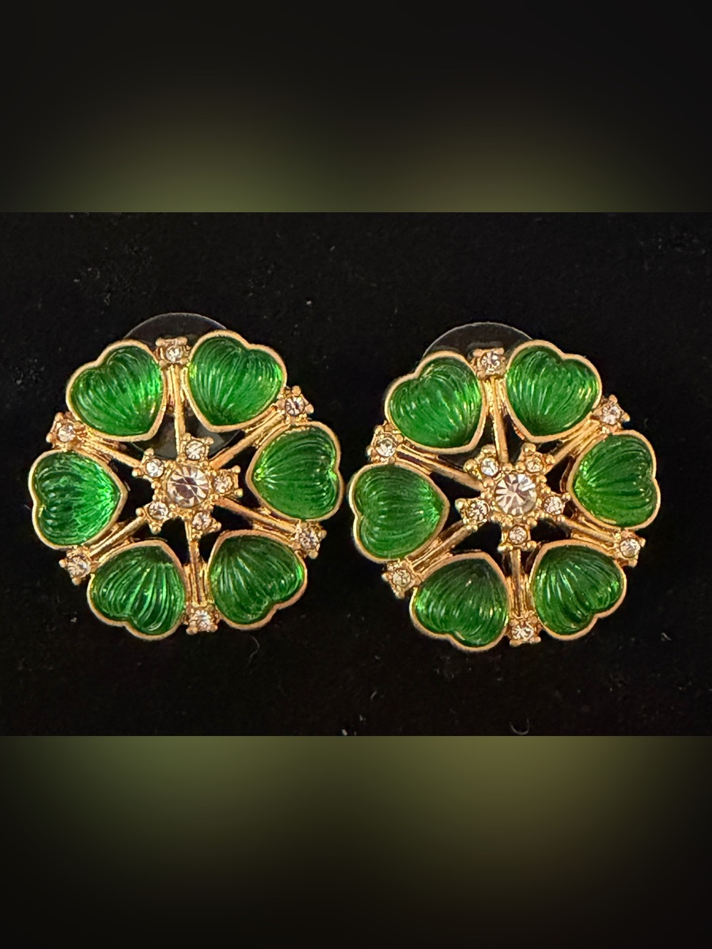 Vintage Dorothy Bauer Green Heart Flower Earrings